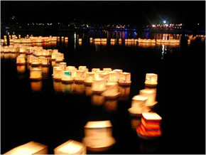 Lanterns in Toro-Nagashi event ４
